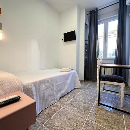 Pension Recogidas Granada Exterior photo